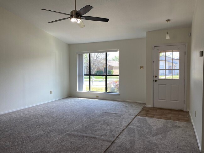 Living Room - 2429 Majestic Dr House