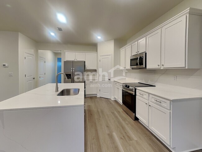 Foto del edificio - 830 Jubilation St