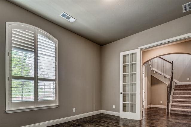 Building Photo - 534 Evergreen Dr