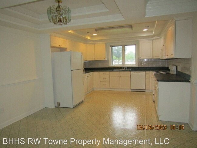 Building Photo - 3 br, 2 bath House - 133 Bangor Avenue