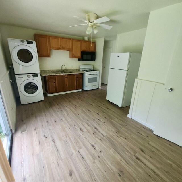Building Photo - 3336 Ridgewood Dr