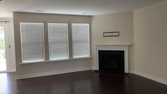Building Photo - 17538 Austins Creek Dr