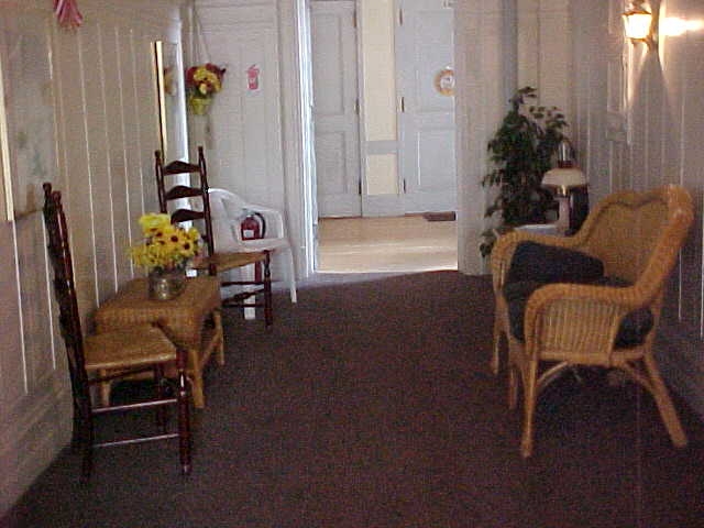 Lobby Photo - 77 Elm St