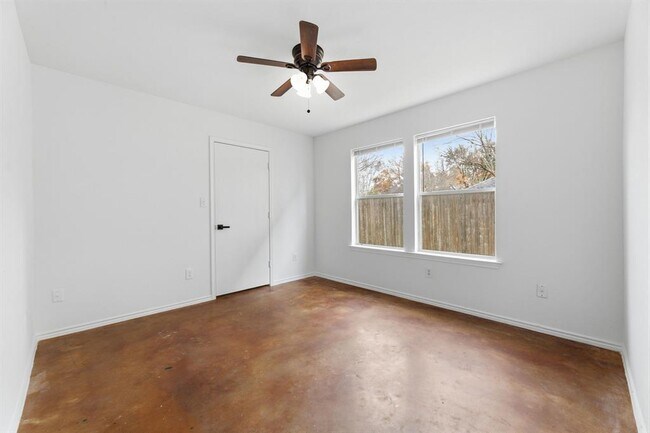 Foto del edificio - 4516 Felicity Ln