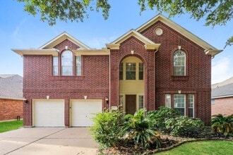 Building Photo - 1331 Blackheath Ct