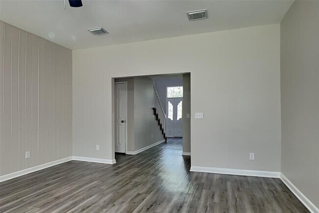 Building Photo - 4106 King Cotton Ln