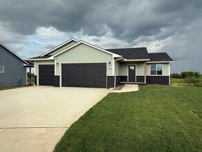 Building Photo - 5301 42nd St