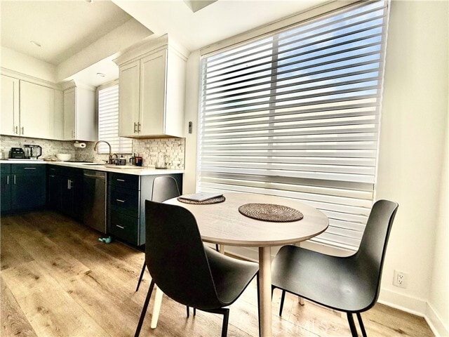 Foto del edificio - 4454 Ventura Canyon Ave
