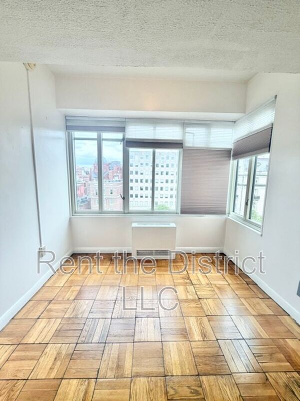 Foto del edificio - 1727 Massachusetts Ave NW