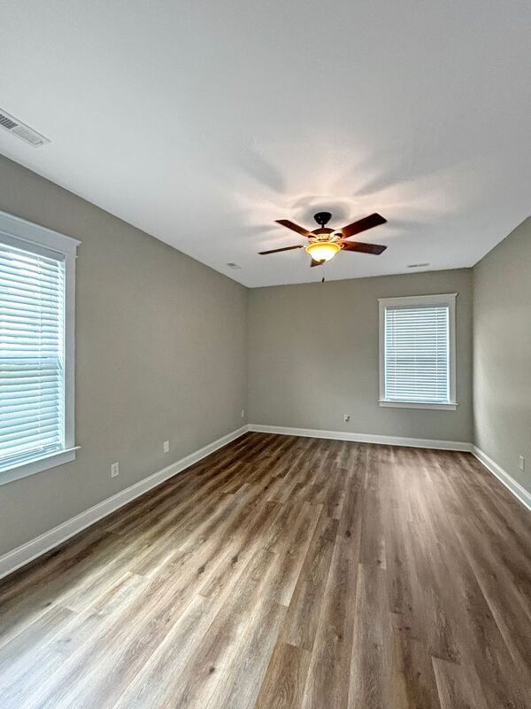 Foto del edificio - 10217 Caldwell Forest Dr