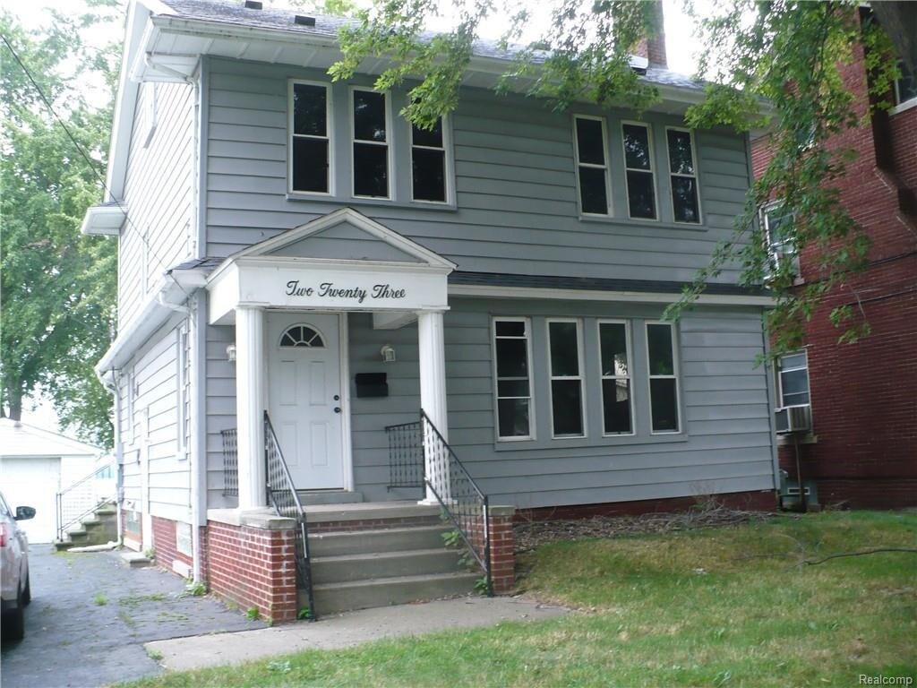 Primary Photo - 223 Biddle Ave