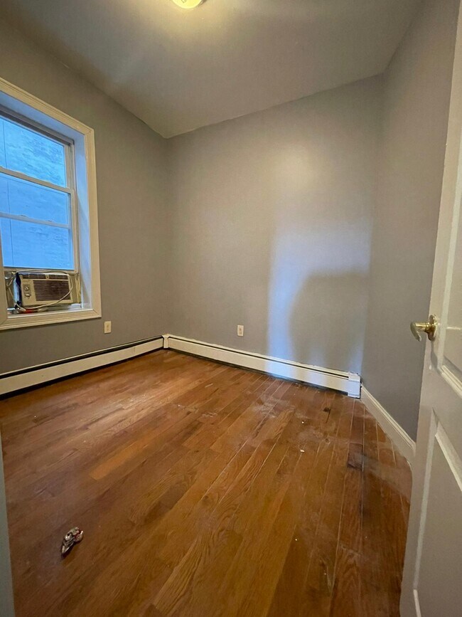 548 Ave C Unit 9 - 534 Avenue C
