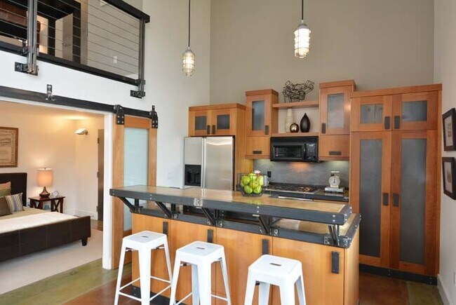 Building Photo - SoMa - 2 BR, 2 BA Loft 1,400 Sq. Ft. - 3D ...