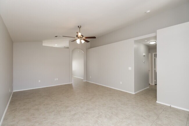 Building Photo - 7517 E Nopal Ave