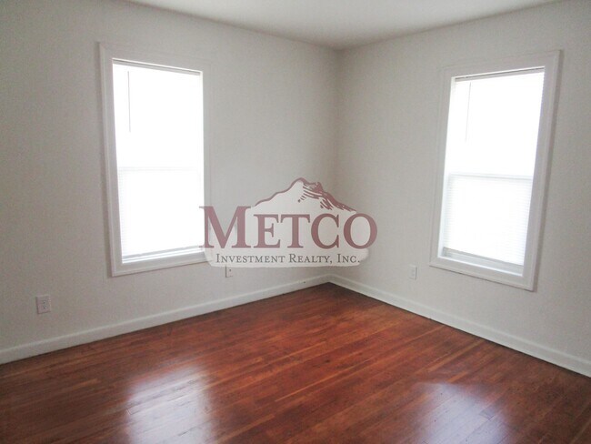 Foto del edificio - Updated 2 bedroom home