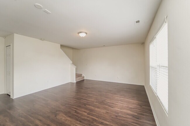 Building Photo - 1646 Rustic Arch Way