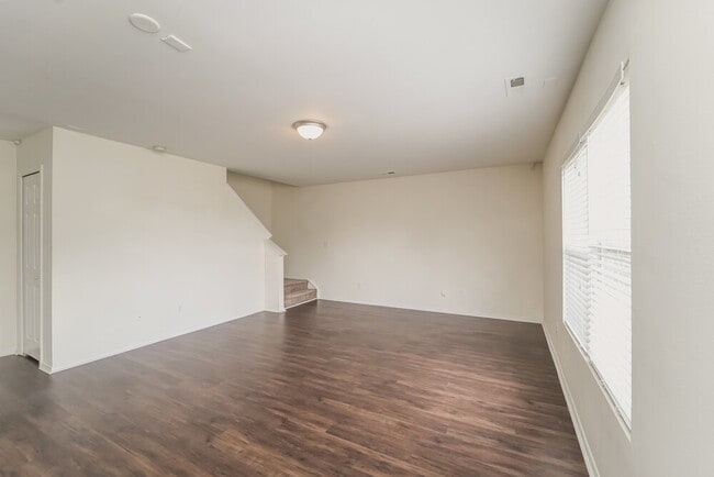 Foto del edificio - 1646 Rustic Arch Way