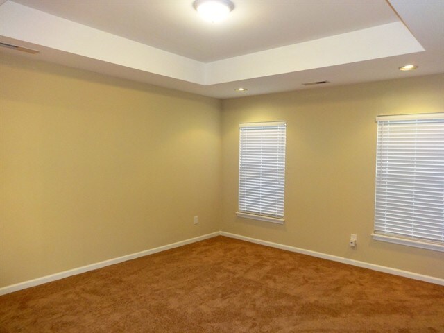 Foto del edificio - 5145 Torrey Ln