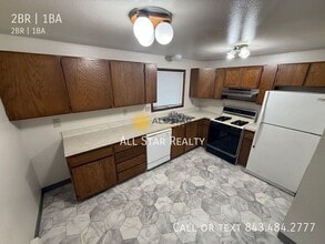 Building Photo - 533 Price St