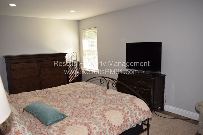 Foto del edificio - 3 br, 2.5 bath House - 6494 Crosswoods Ct