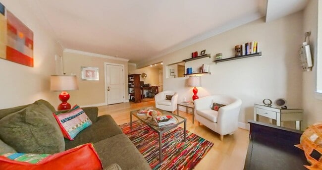 Photo - 2841 Gainesville St SE Townhome