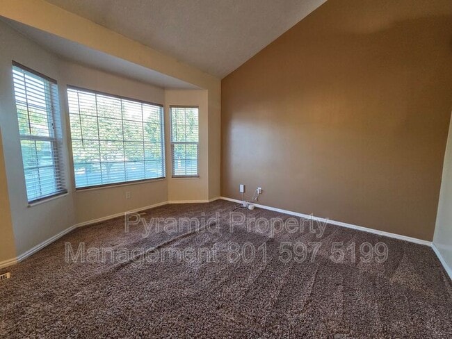 Building Photo - 2056 S 1600 W