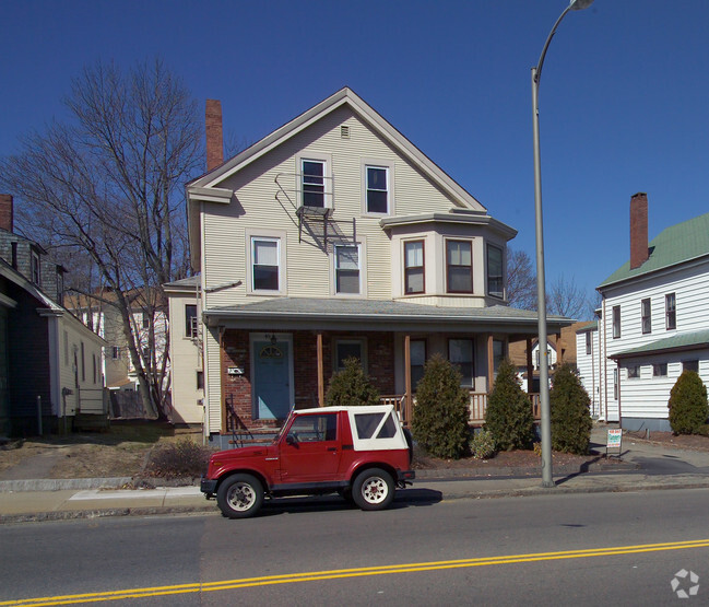 Building Photo - 45 Winthrop St