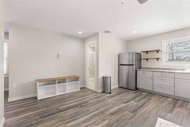 Foto del edificio - 341 Main St