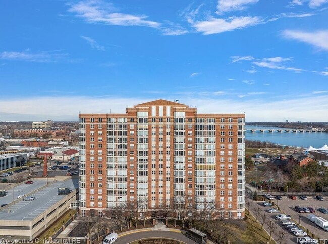 Building - 250 E Harbortown Dr