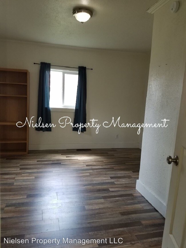 Building Photo - 2 br, 1 bath House - 2106 Silverbow Blvd