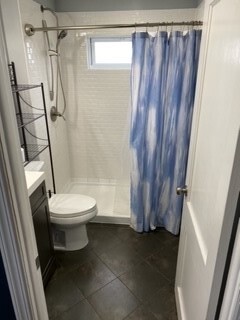Full Bath - 65 Ellen St