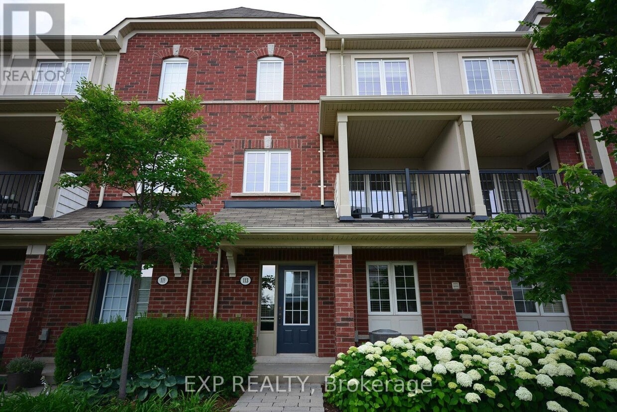 Photo principale - 113-113 Georgian Dr
