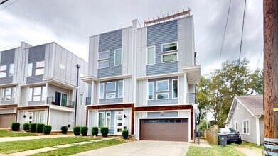 Building Photo - 208 Walnut Ave