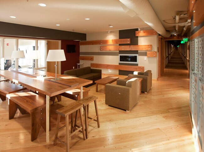 Foto del edificio - Hide House Lofts Bayview