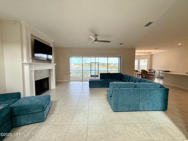 Foto del edificio - 194 Snowbell Ct