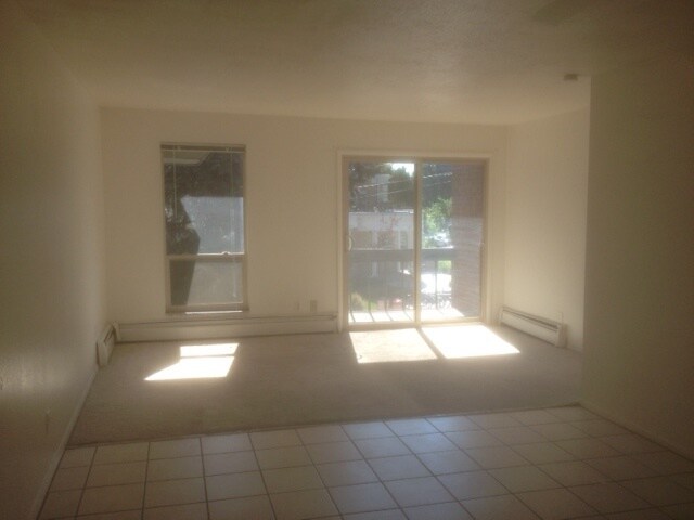 Building Photo - 1065 University Ave