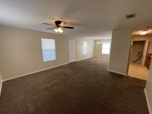 Building Photo - 5315 Cartier Dr