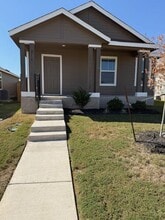 Building Photo - 216 Sormonne Lp