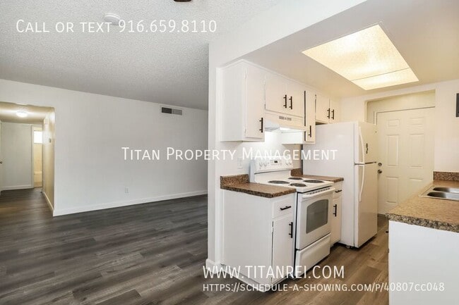 Building Photo - 770 Carro Dr