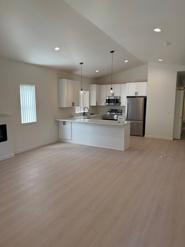 Foto del edificio - Duplex in CDA !