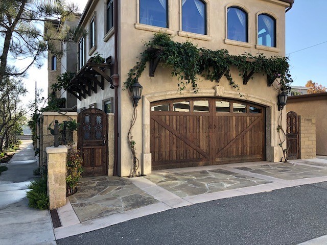 Entrance to back Unit - 647 Frankfort Ave