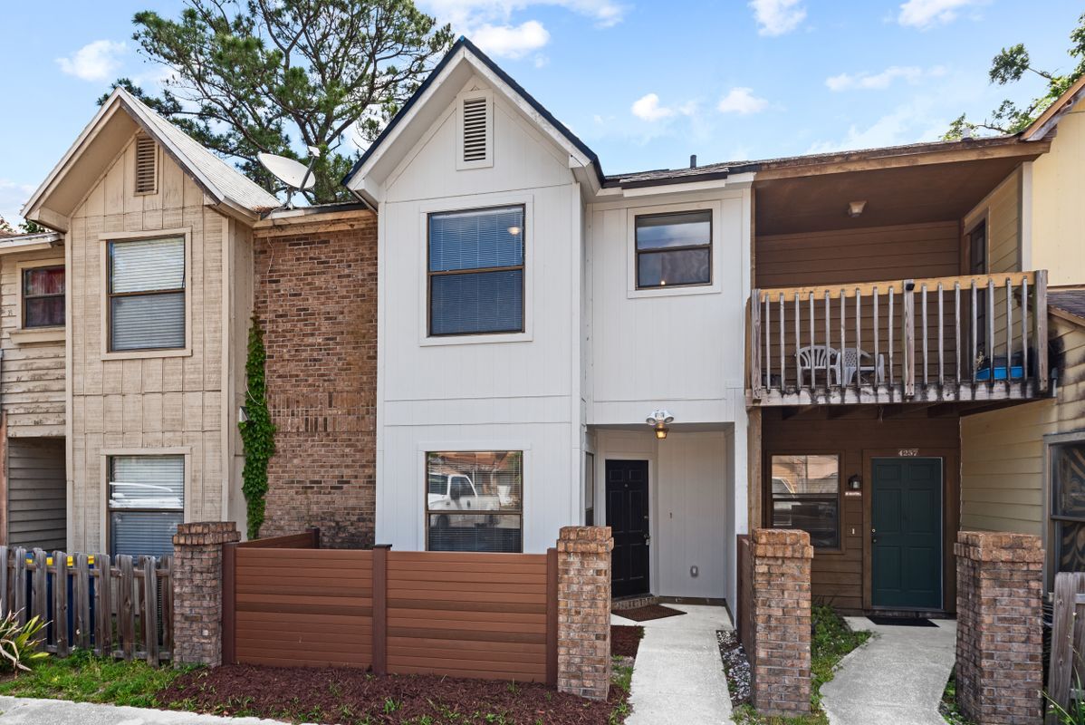 Foto principal - 4259 Polo Ct