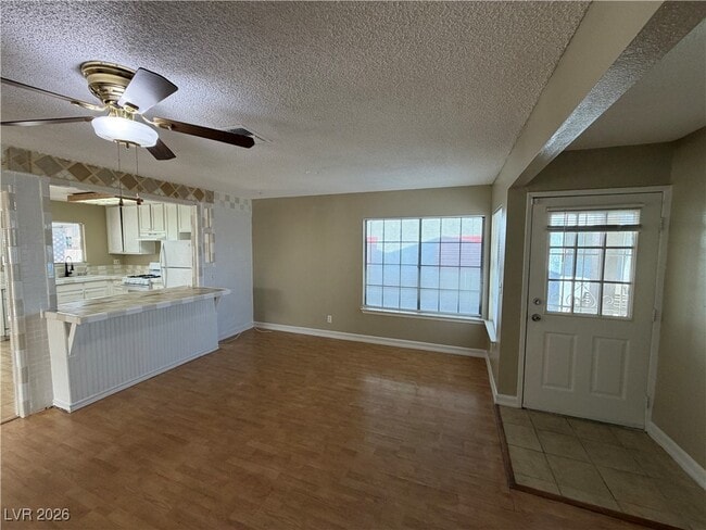 Foto del edificio - 1912 Harvest Dr