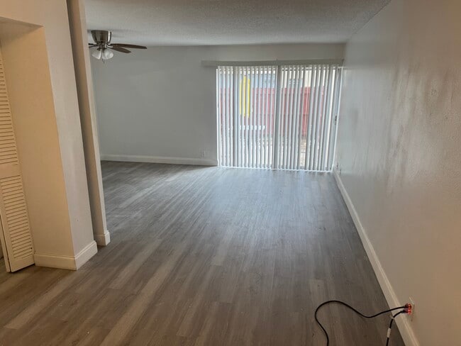 Building Photo - 2763 Woodgate Ln