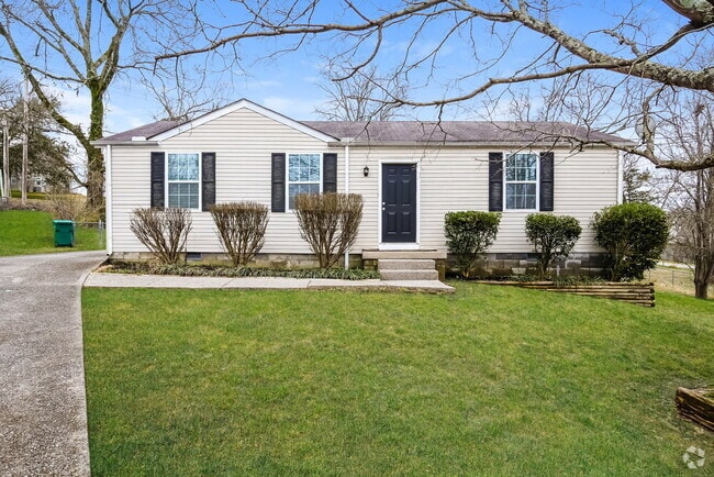 Building Photo - 111 Ridgeview Ct