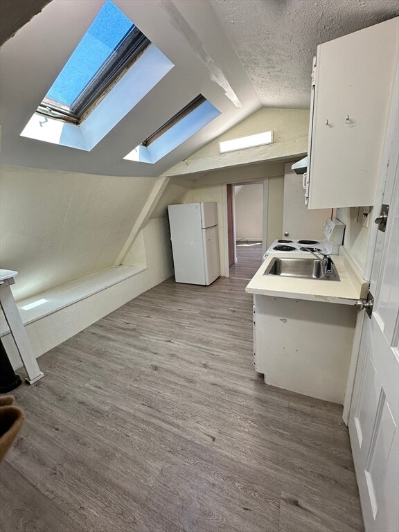 Building Photo - 9 State St