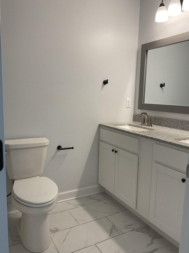 Master Bath - St. Albans Greens Townhouses and Apartments