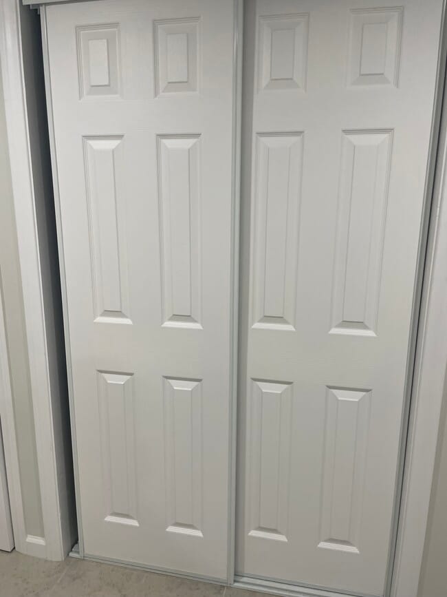 Foto del edificio - 23963 Lodge Dr