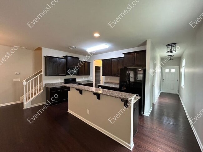 Building Photo - 149 Townview Drive