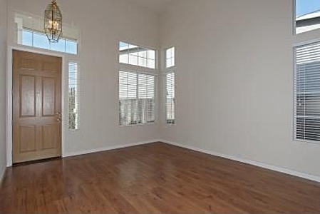 Building Photo - 4933 Forest Creek Way